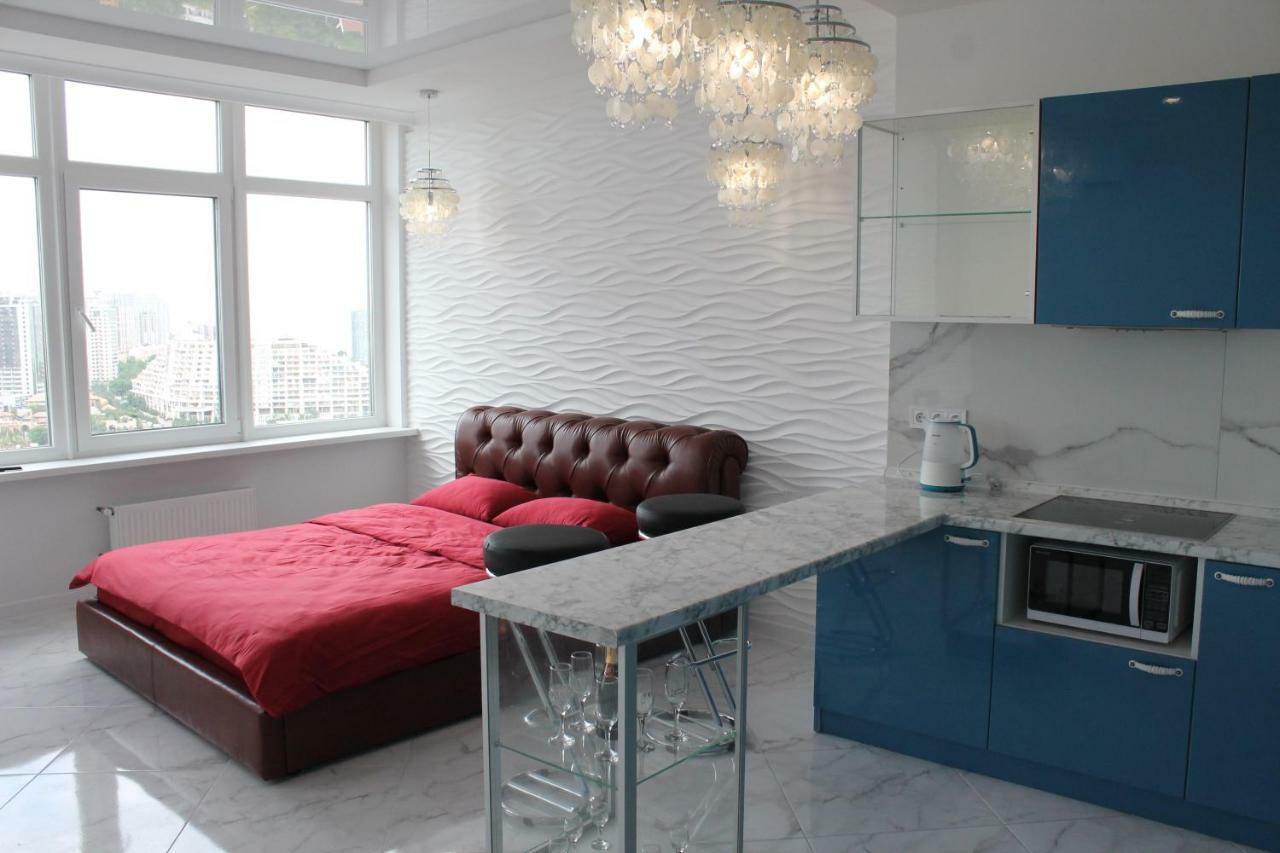 M&P Vip Appartments In Arkadia Odesa Exterior photo